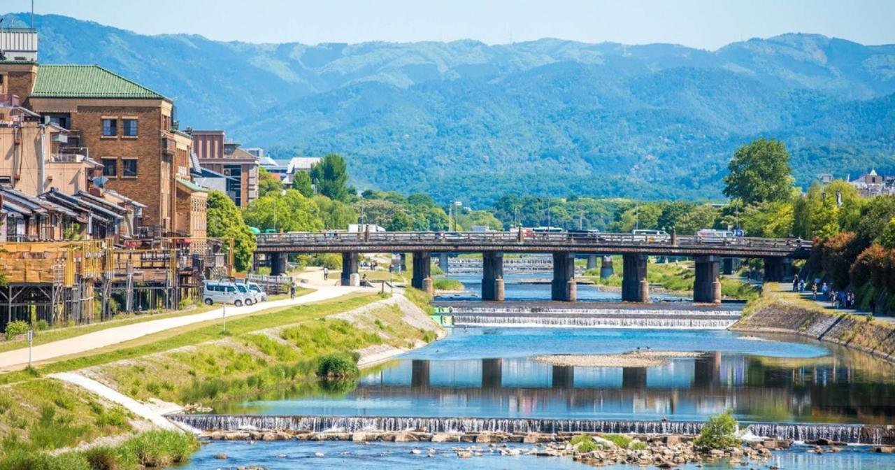 Kamo River J~House Кіото Екстер'єр фото